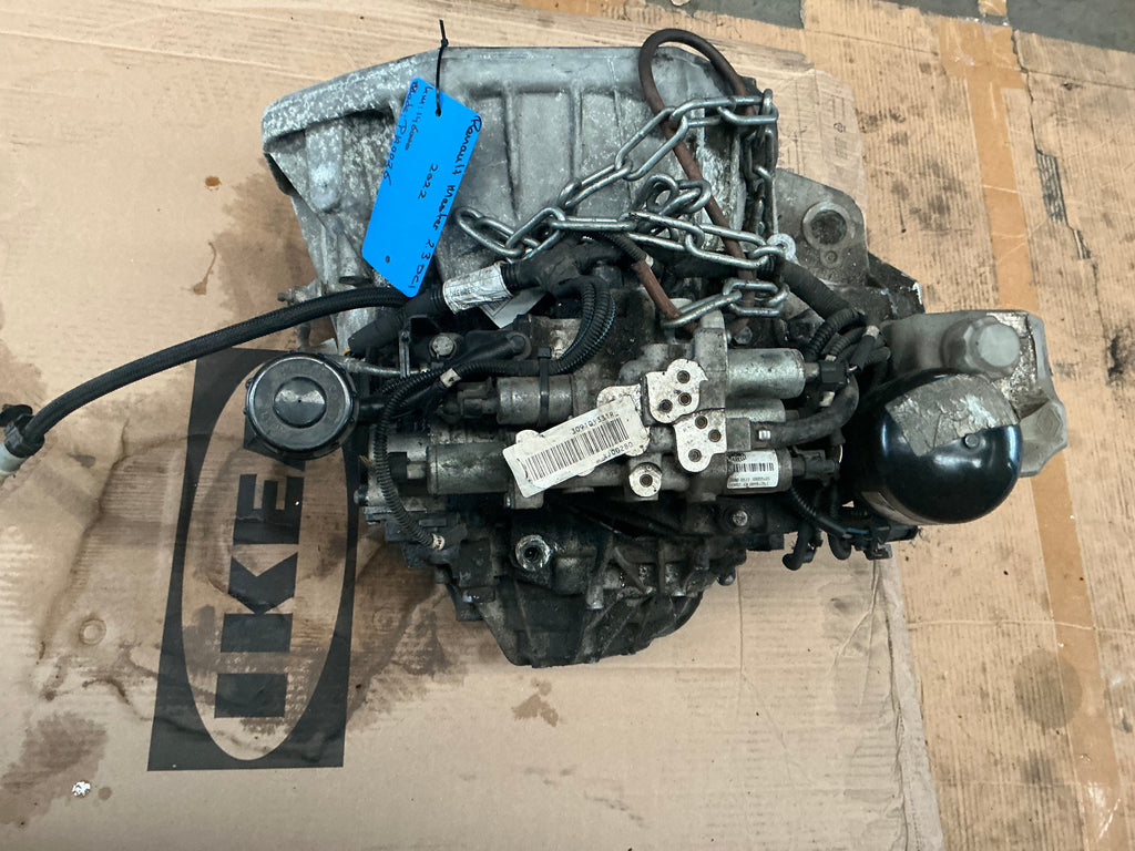 Versnellingsbak Renault master 2.3 DCI